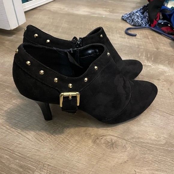 Women’s Black Suede Ankle Boots Size 8.5 - Picture 3 of 6